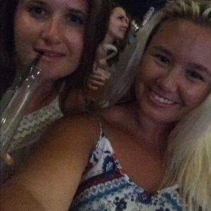 Meet your Posher, Amanda